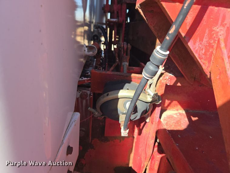 image for item DO1764 1981 Autocar DC10364B winch truck