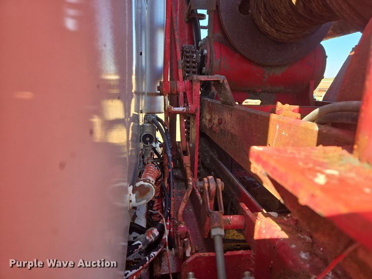 image for item DO1764 1981 Autocar DC10364B winch truck