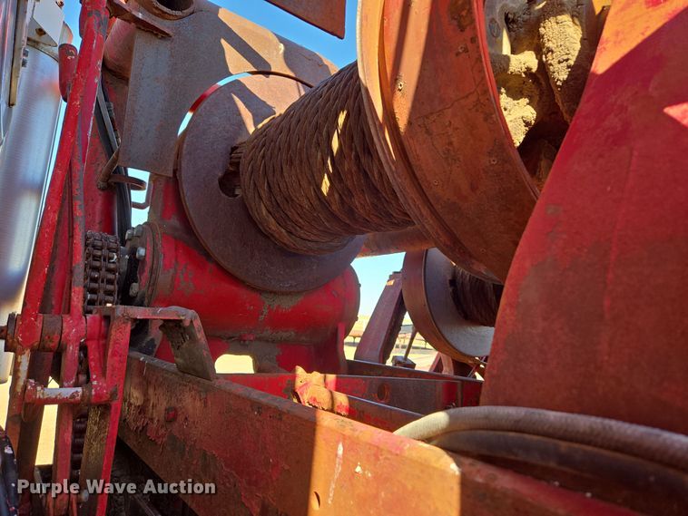 image for item DO1764 1981 Autocar DC10364B winch truck