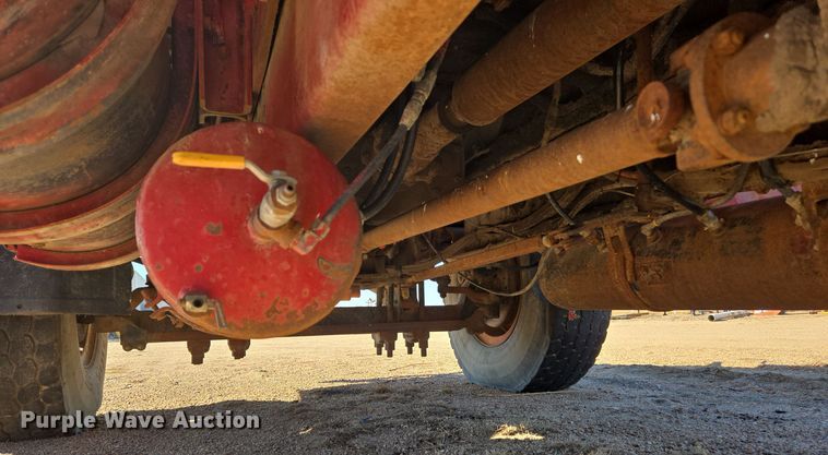 image for item DO1764 1981 Autocar DC10364B winch truck