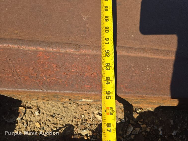 image for item DO1764 1981 Autocar DC10364B winch truck