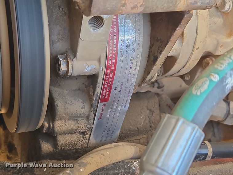 image for item DO1764 1981 Autocar DC10364B winch truck