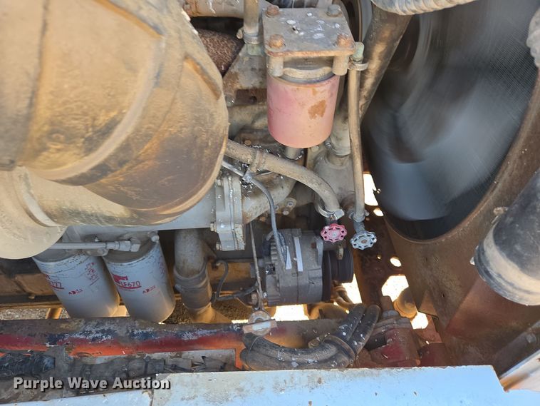 image for item DO1764 1981 Autocar DC10364B winch truck