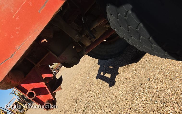 image for item DO1764 1981 Autocar DC10364B winch truck