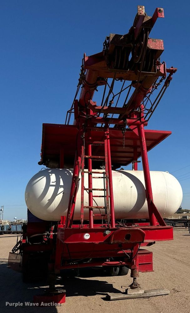 image for item DO1765 Cable tool drilling rig trailer