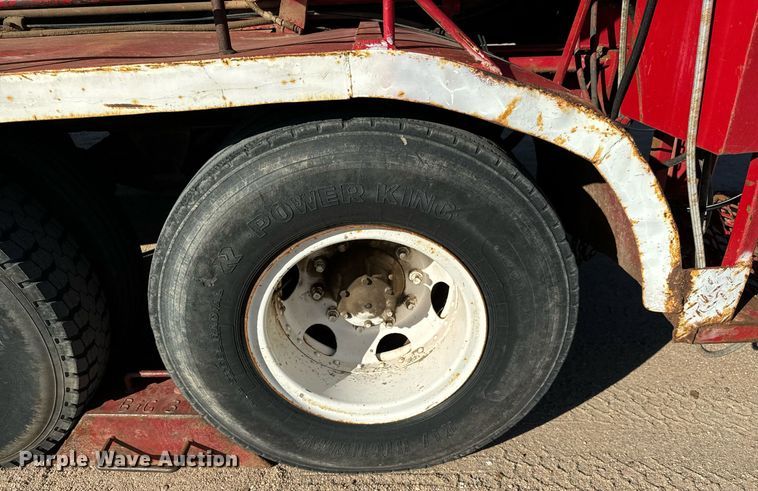 image for item DO1765 Cable tool drilling rig trailer