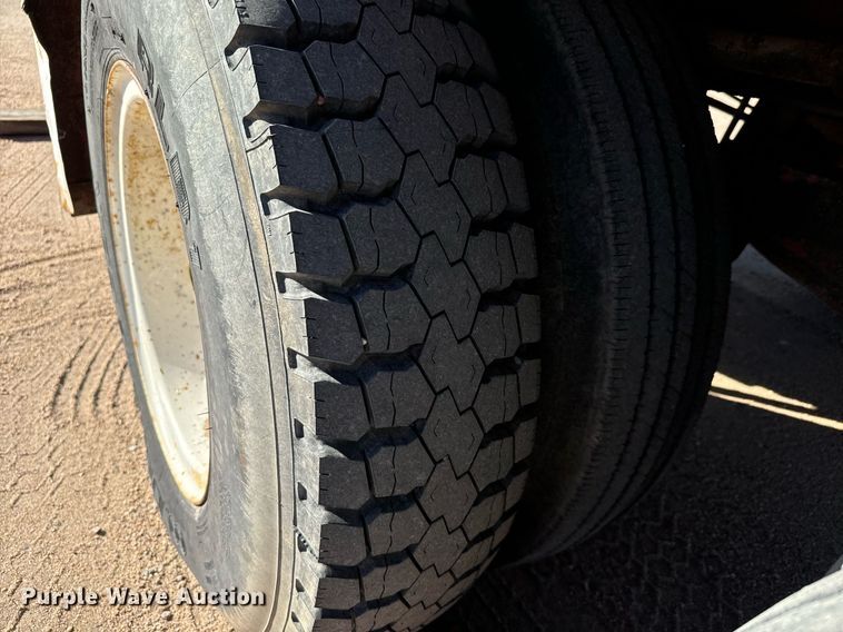 image for item DO1765 Cable tool drilling rig trailer