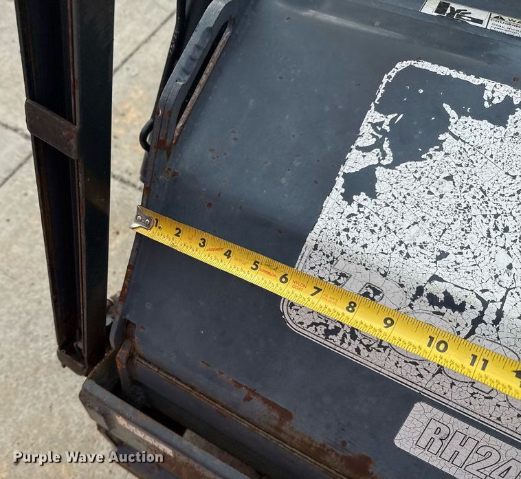 image for item DO7570 RoadHog RH2450 skid steer cold planer