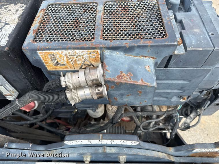 image for item DO7570 RoadHog RH2450 skid steer cold planer