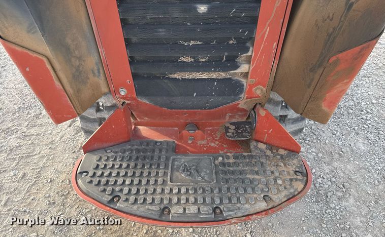 image for item DO7605 2018 Ditch Witch SK1050 compact utility loader