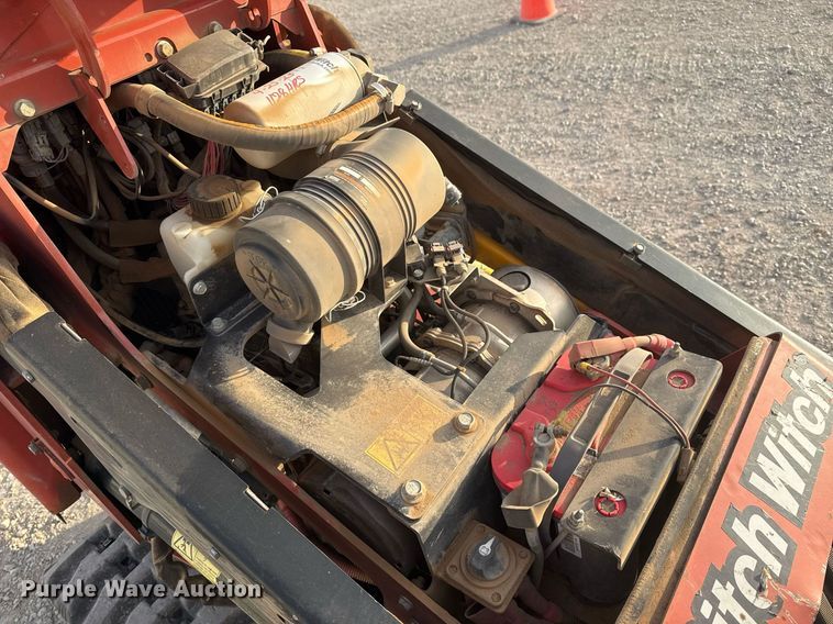 image for item DO7605 2018 Ditch Witch SK1050 compact utility loader