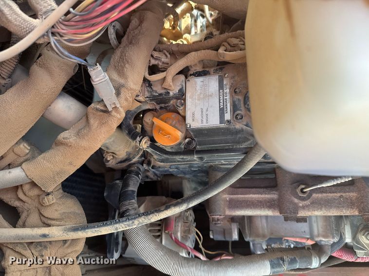 image for item DO7605 2018 Ditch Witch SK1050 compact utility loader