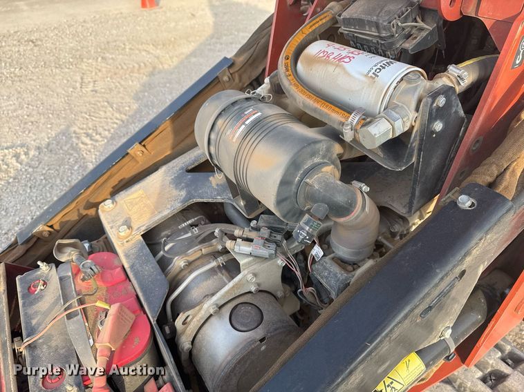 image for item DO7605 2018 Ditch Witch SK1050 compact utility loader