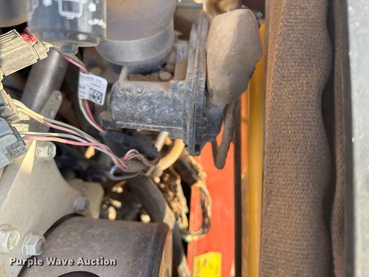 image for item DO7605 2018 Ditch Witch SK1050 compact utility loader