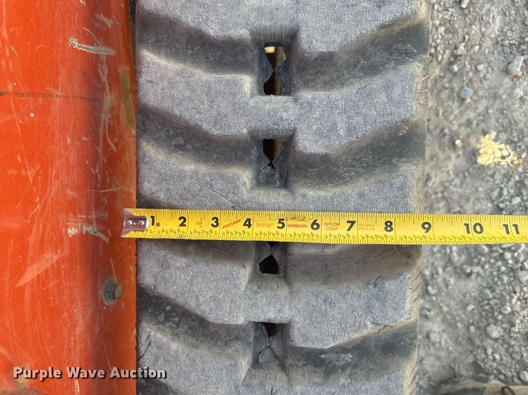 image for item DO7605 2018 Ditch Witch SK1050 compact utility loader