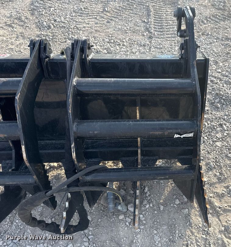 image for item DO7610 Blue Diamond compact skid steer grapple bucket