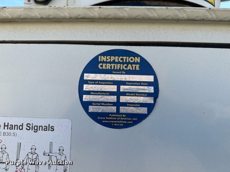 image for item DO7616 2001 Freightliner FL70 utility / service truck