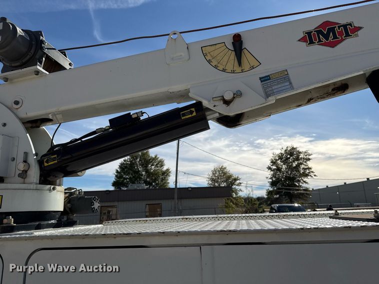 image for item DO7616 2001 Freightliner FL70 utility / service truck