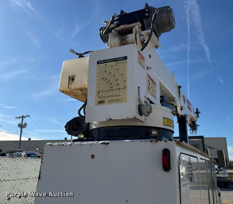 image for item DO7616 2001 Freightliner FL70 utility / service truck