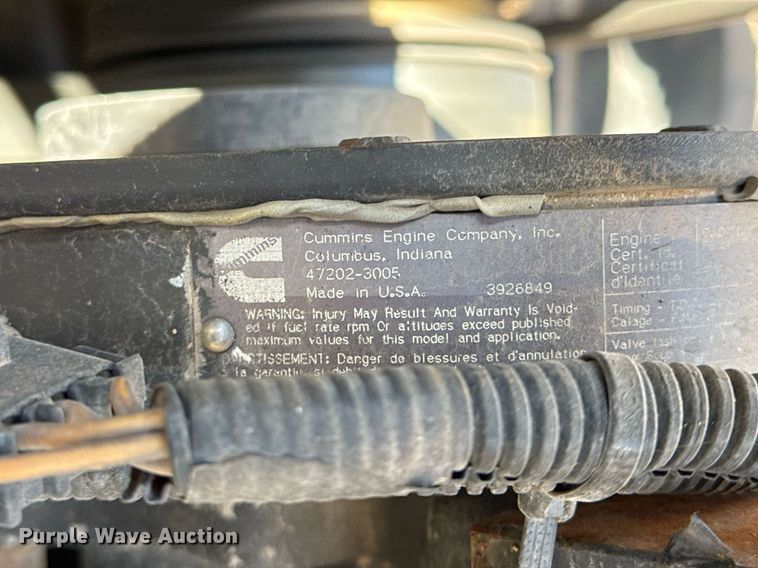 image for item DO7616 2001 Freightliner FL70 utility / service truck