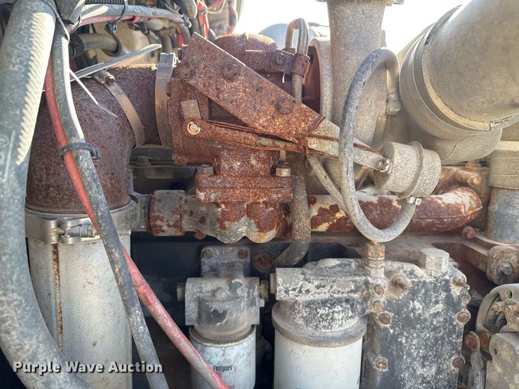 image for item DO7616 2001 Freightliner FL70 utility / service truck