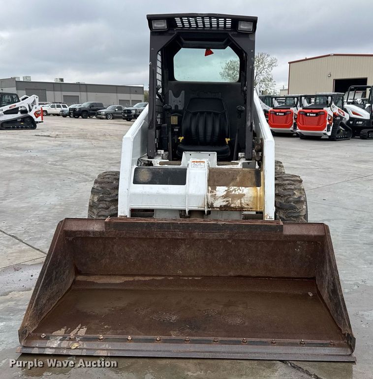 image for item DO7624 1998 Bobcat 763 skid steer loader