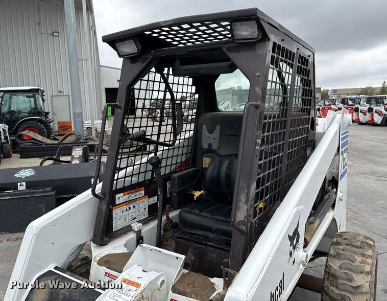 image for item DO7624 1998 Bobcat 763 skid steer loader