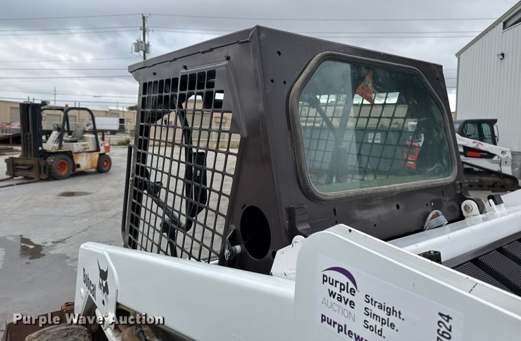 image for item DO7624 1998 Bobcat 763 skid steer loader