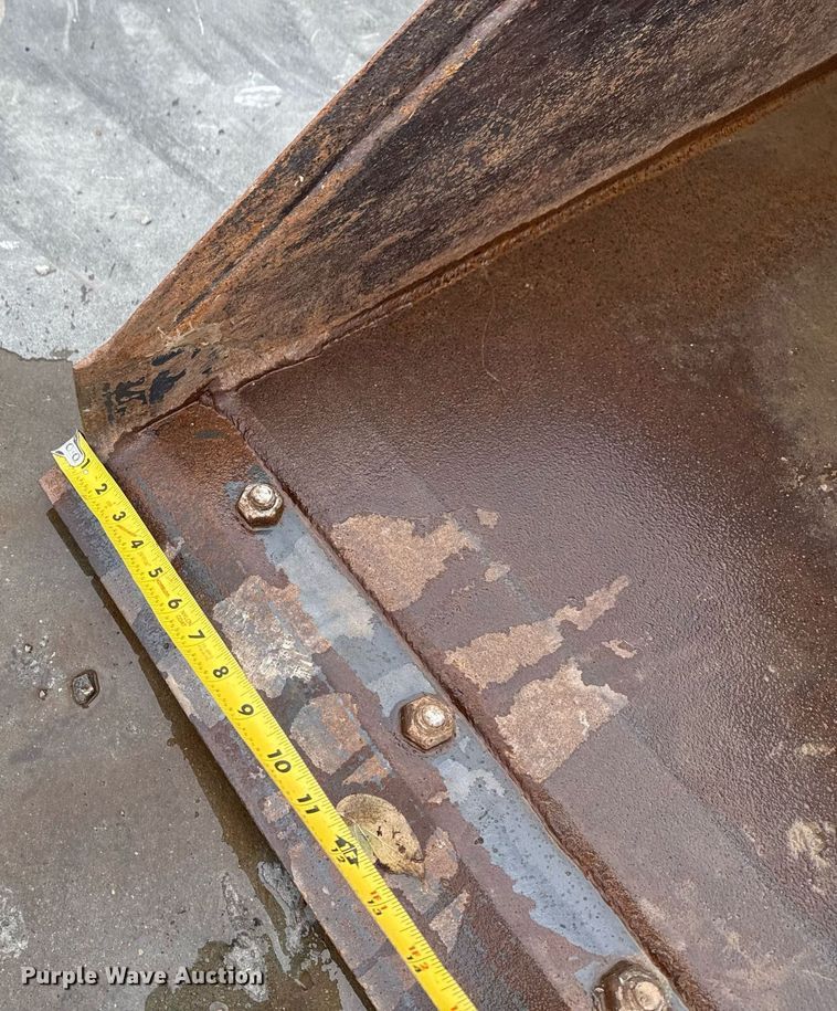 image for item DO7624 1998 Bobcat 763 skid steer loader