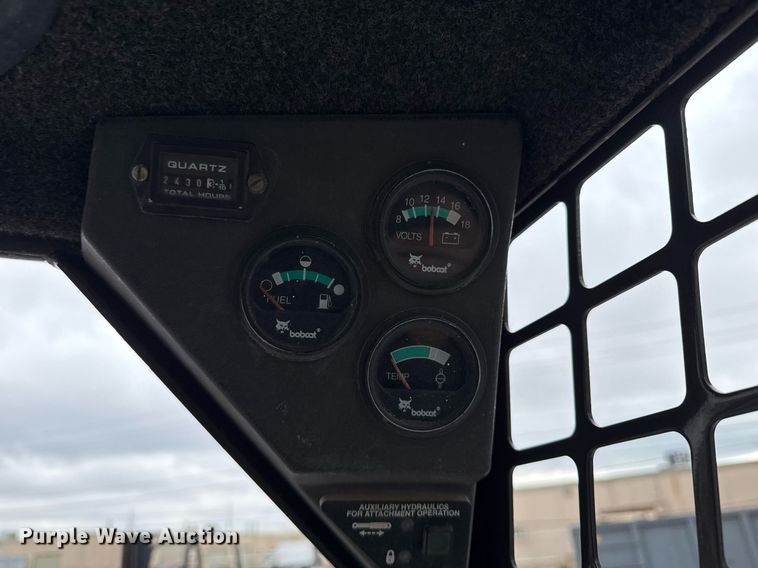 image for item DO7624 1998 Bobcat 763 skid steer loader