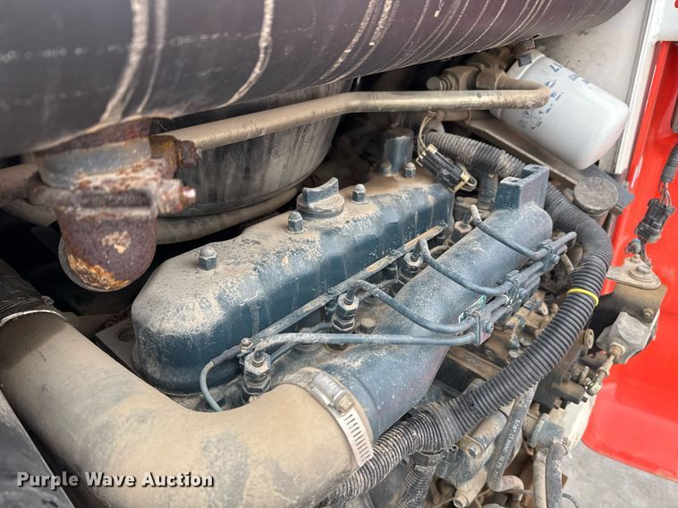 image for item DO7624 1998 Bobcat 763 skid steer loader