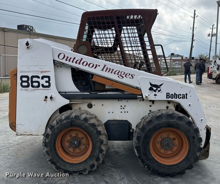image for item DO7625 2001 Bobcat 863 skid steer loader