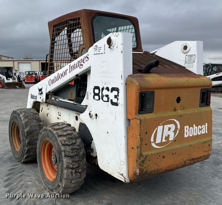 image for item DO7625 2001 Bobcat 863 skid steer loader