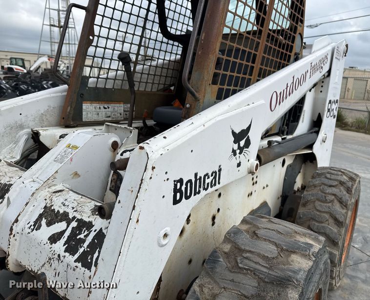 image for item DO7625 2001 Bobcat 863 skid steer loader