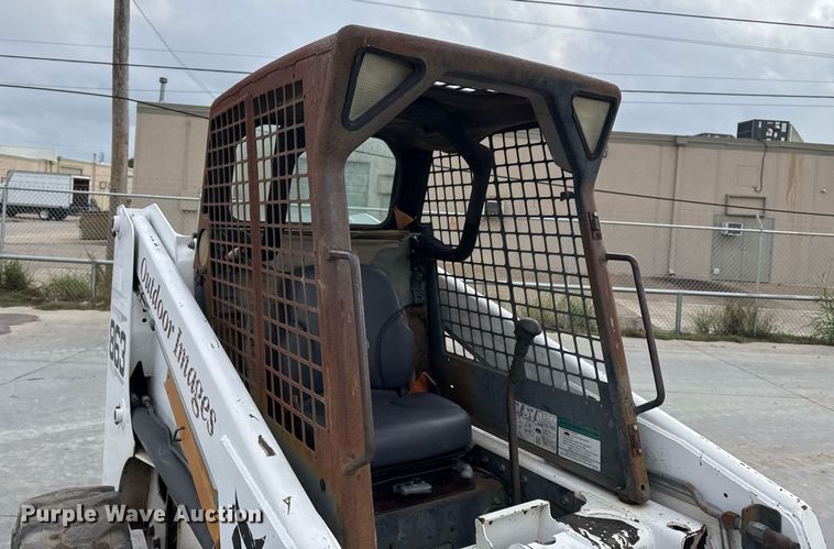 image for item DO7625 2001 Bobcat 863 skid steer loader
