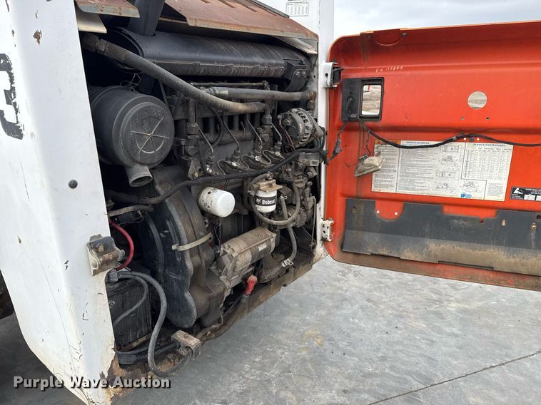 image for item DO7625 2001 Bobcat 863 skid steer loader