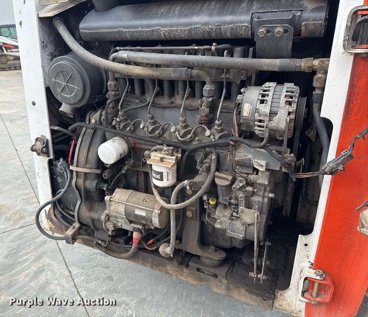 image for item DO7625 2001 Bobcat 863 skid steer loader