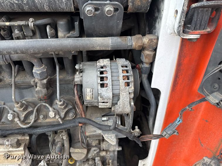 image for item DO7625 2001 Bobcat 863 skid steer loader