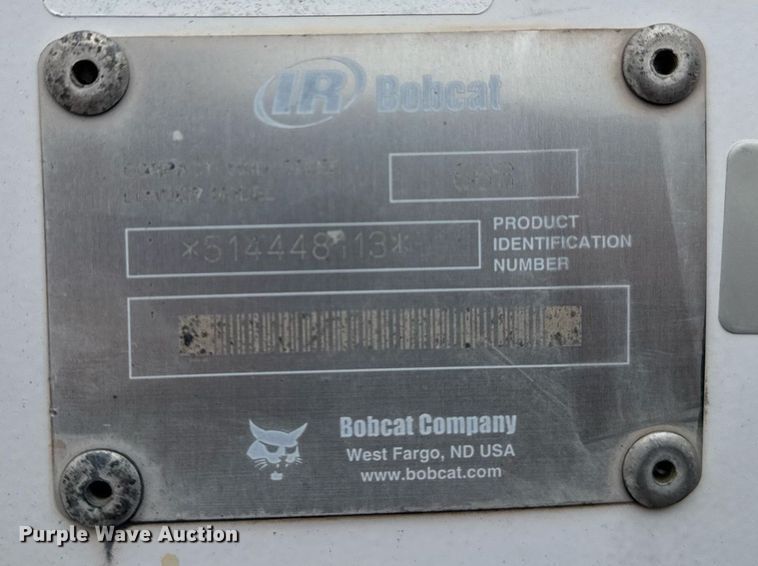 image for item DO7625 2001 Bobcat 863 skid steer loader