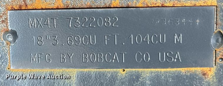 image for item DO7628 Bobcat MX4T bucket