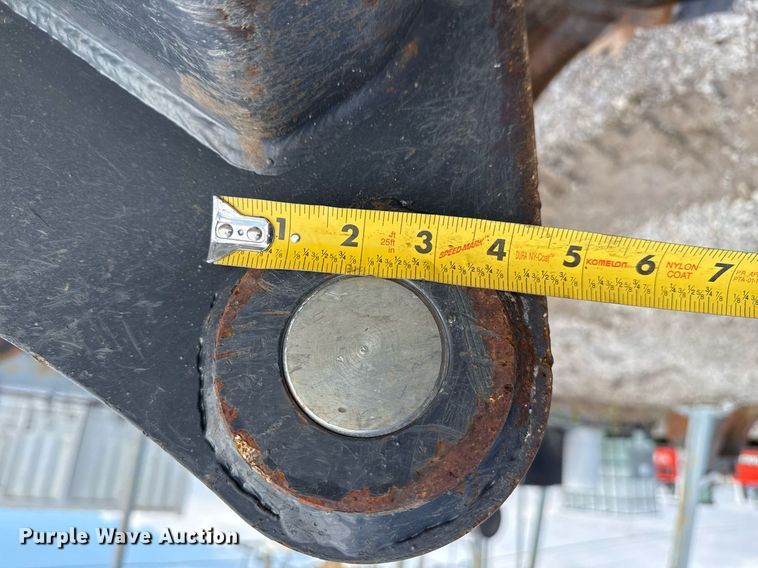 image for item DO7631 Bobcat MX6T bucket