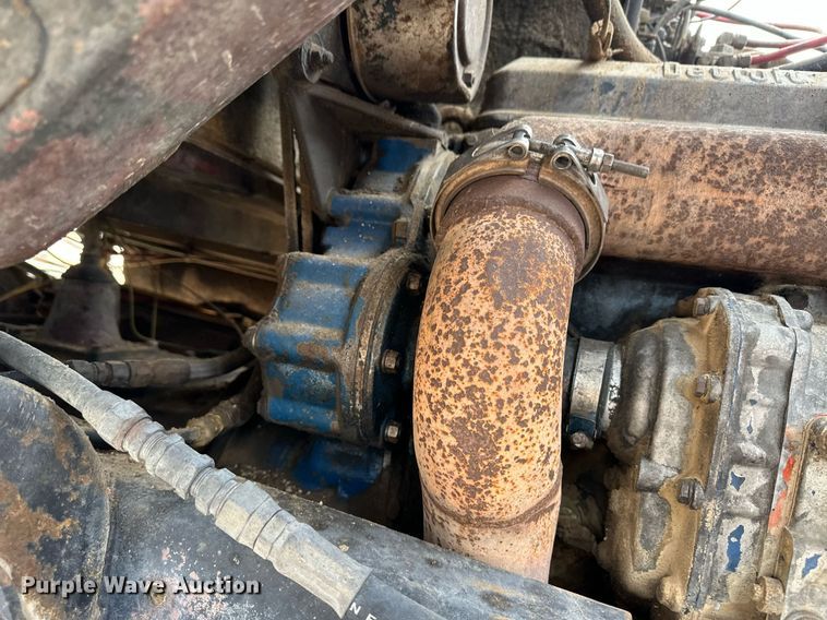 image for item DQ3179 1977 Ford water truck