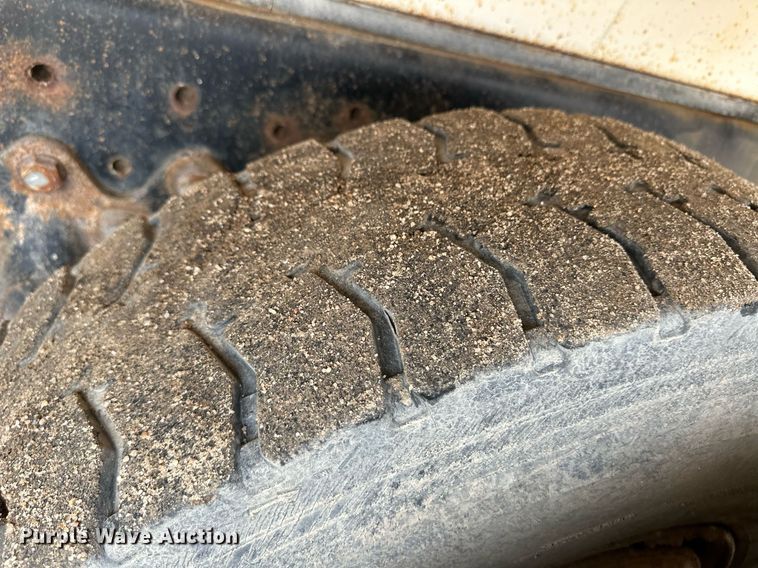 image for item DQ3179 1977 Ford water truck