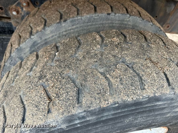 image for item DQ3179 1977 Ford water truck