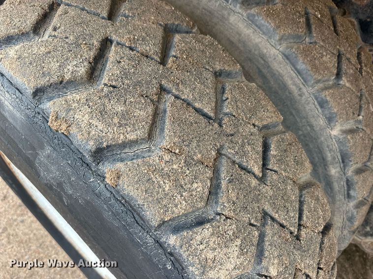 image for item DQ3179 1977 Ford water truck