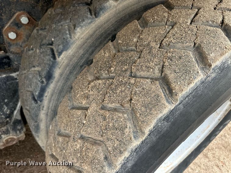 image for item DQ3179 1977 Ford water truck