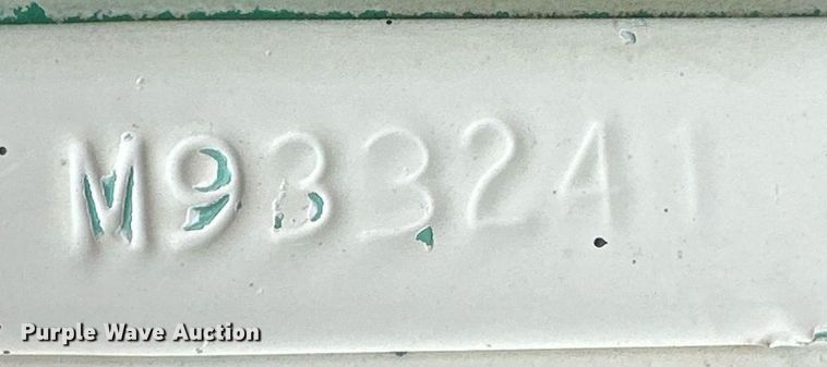 image for item DQ3181 1994 Kenworth T800 semi truck