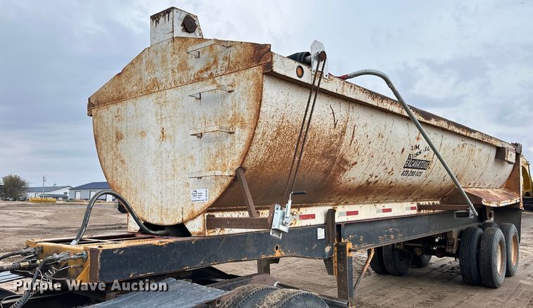 image for item DQ3182 1986 Shop built end dump trailer