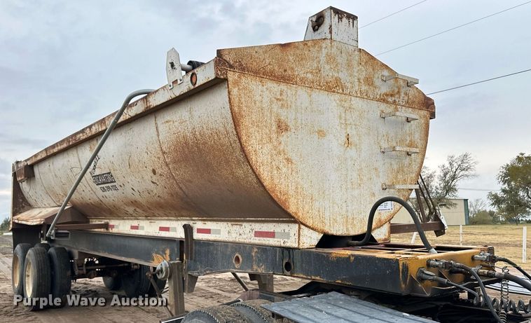 image for item DQ3182 1986 Shop built end dump trailer