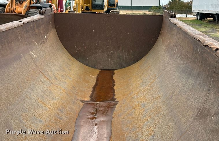 image for item DQ3182 1986 Shop built end dump trailer